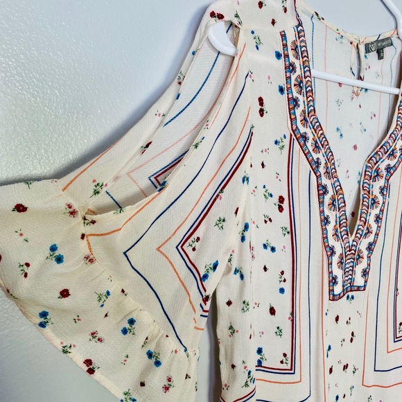 Wit & Wisdom BOHO Bell Sleeves Floral Top Small - Picture 5 of 14